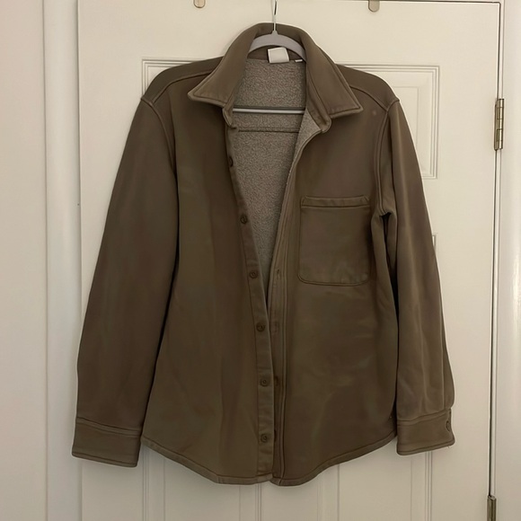 Brown aritzia TNA sweat fleece shacket - Picture 1 of 4